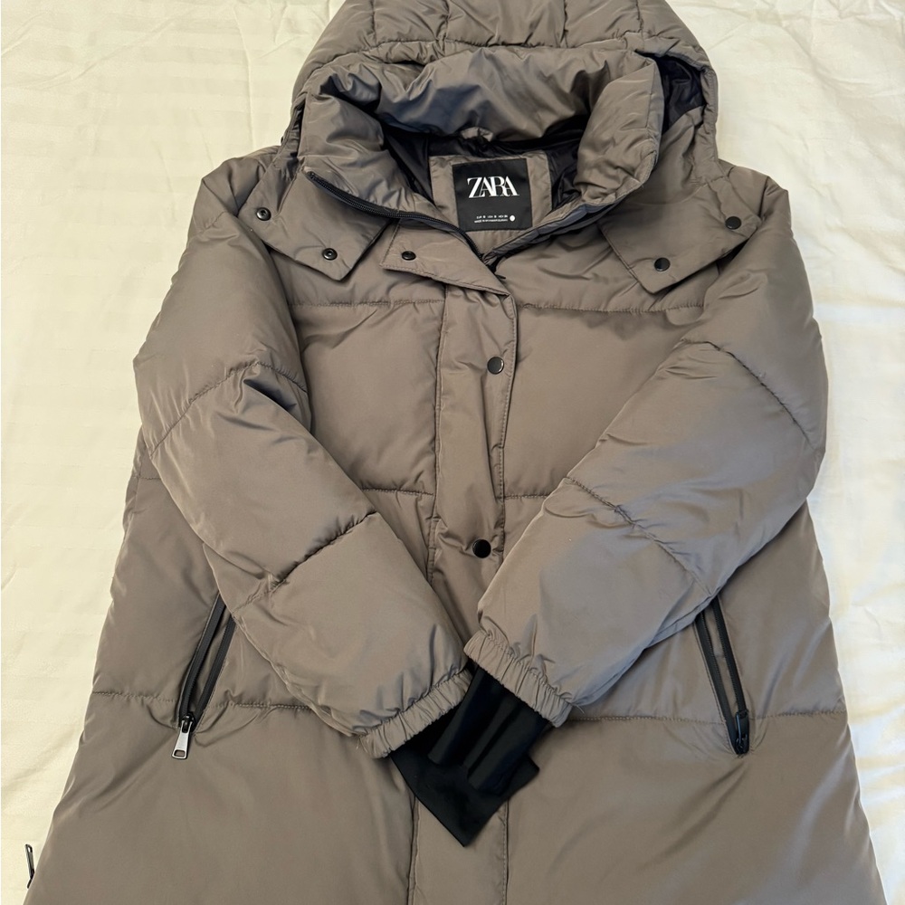 Zara Women's Taupe Puffer Coat